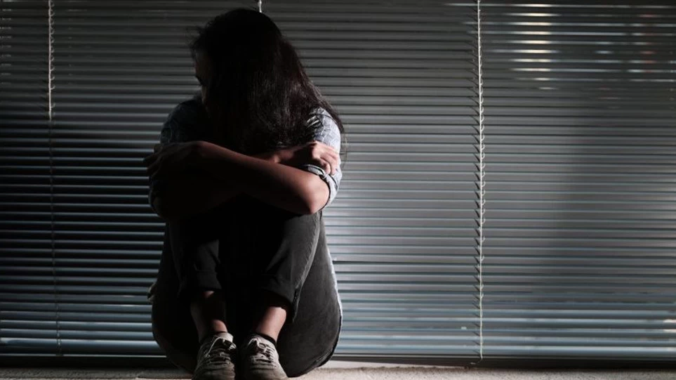 Τρόμος για 13χρονη στην Ανάβυσσο: 19χρονος Πακιστανός αποπειράθηκε να ασελγήσει πάνω της